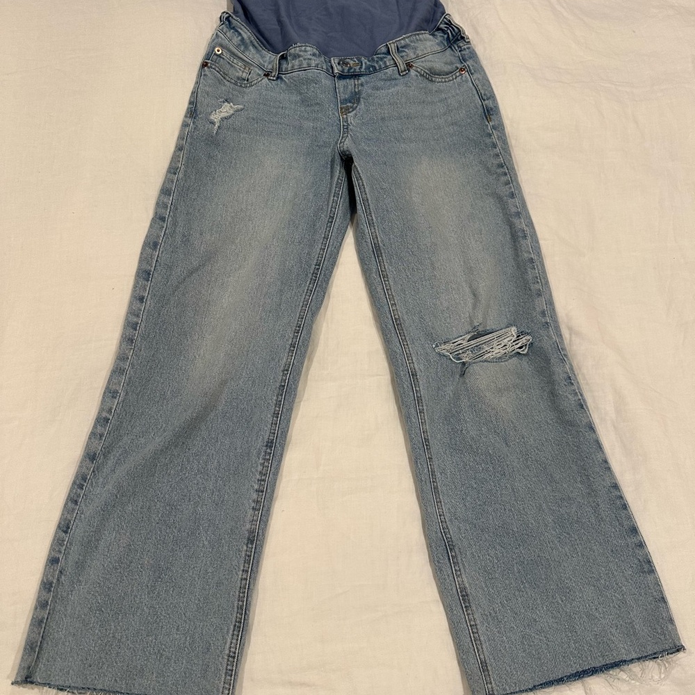 H&M Mama maternity Light Blue Distressed Jeans size small